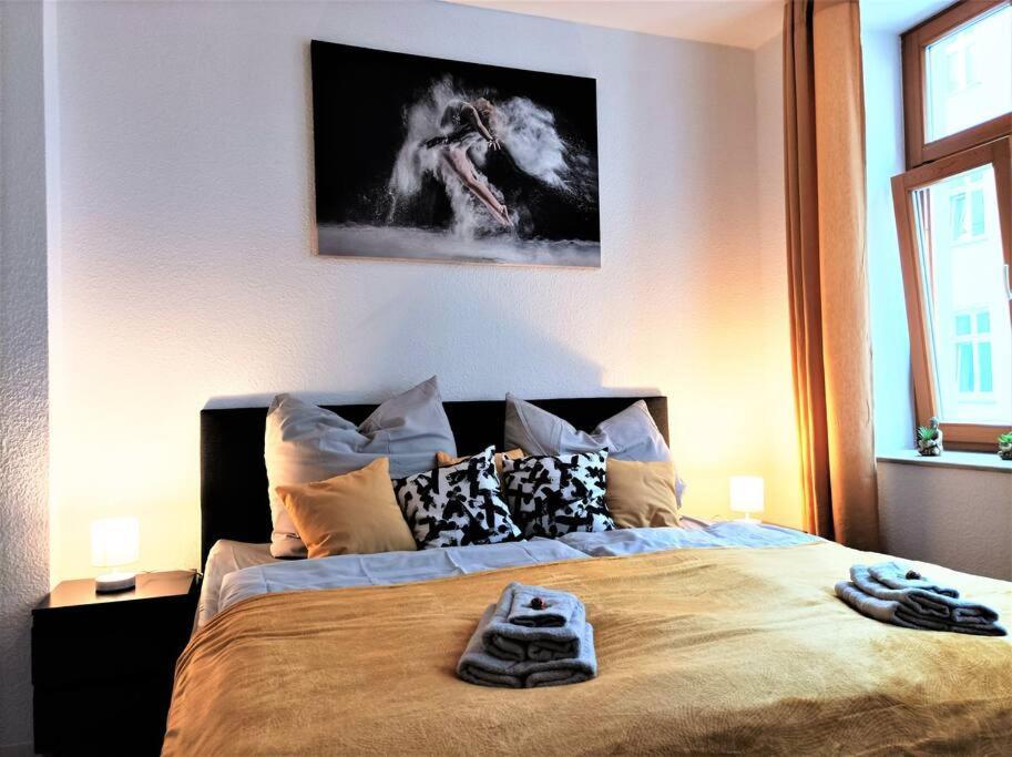 Modernes Apartment Mit Balkon มัคเดอบวร์ก ภายนอก รูปภาพ