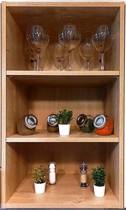 Modernes Apartment Mit Balkon มัคเดอบวร์ก ภายนอก รูปภาพ